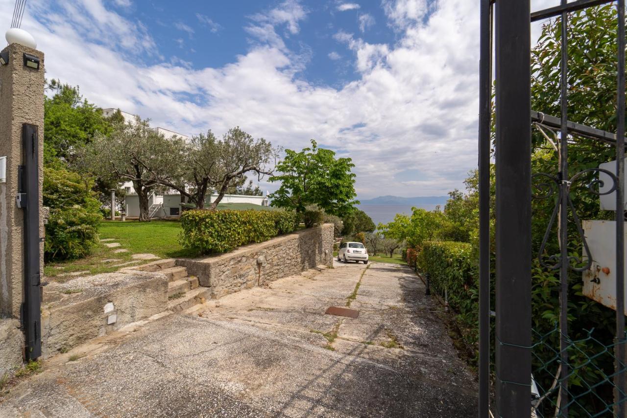 Villa Elia Kavala - Mediterranean Holiday Villa PalaiónTsiflíkion المظهر الخارجي الصورة